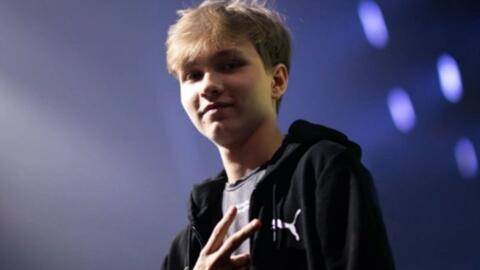 龄让他不得 龄让他不得