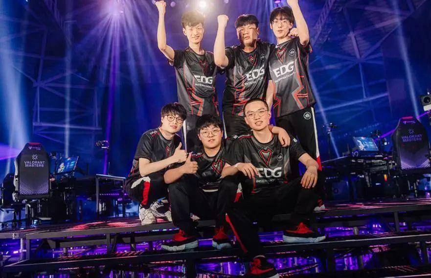 年轻的法国 年轻的法国